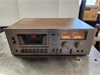 Sanyo Stereo Cassette Deck RD 5250 powers on