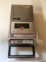 Sony TCM-757 cassette recorder. Untested, for