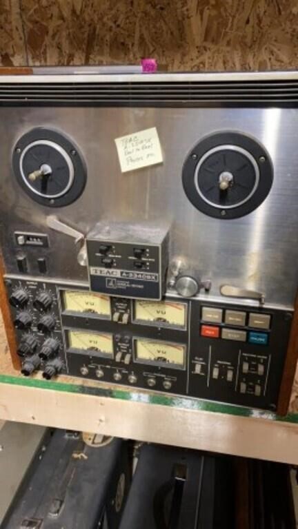 TEAC A-2340SX reel to reel, powers on