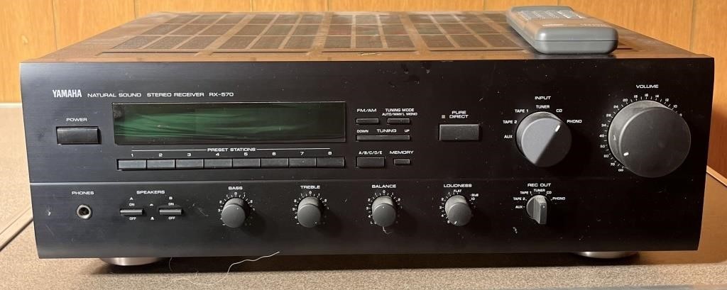 Yamaha RX 570 Stereo Receiver With Remote