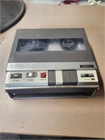 Aiwa TP-704 reel to reel tape recorder. Untested.