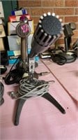 Calrad DM-21 dynamic microphone & stand as is