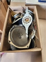Lot of small/tweeter type speakers. Untested.
