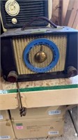 Zenith G615 tube AM radio as is