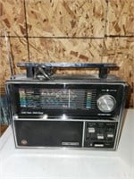 Longines Symphonette LMB-3030 multi-band radio.