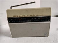 RCA solid state FM AM transistor radio