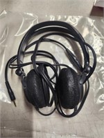 Sony MDR-V250 headphones. Untested.