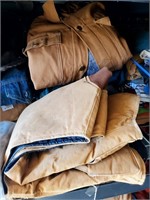 (3) Men's Carhart Jackets And A Vest