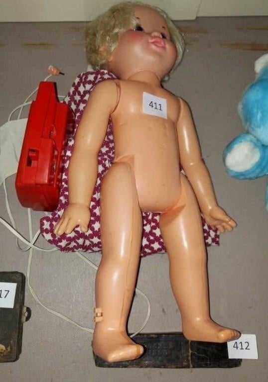 IDEAL TOY DOLL
