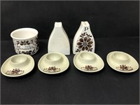 Cute Mid-Century Kitchen S&P, egg dishes, & bowl