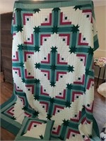 HAND QUILTED QUEEN WITH PILLOW