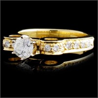 0.92ctw Diamond Ring in 18K Gold