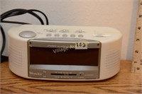 WESTCLOX CLOCK RADIO