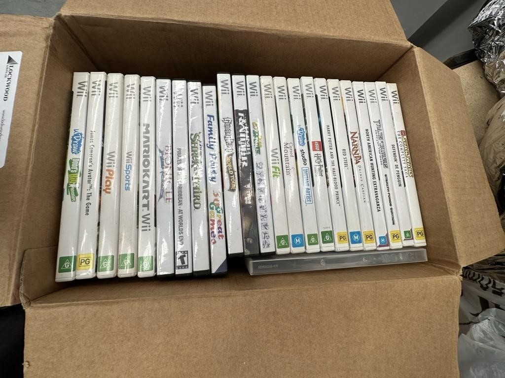 24 Wii Games & DVD's