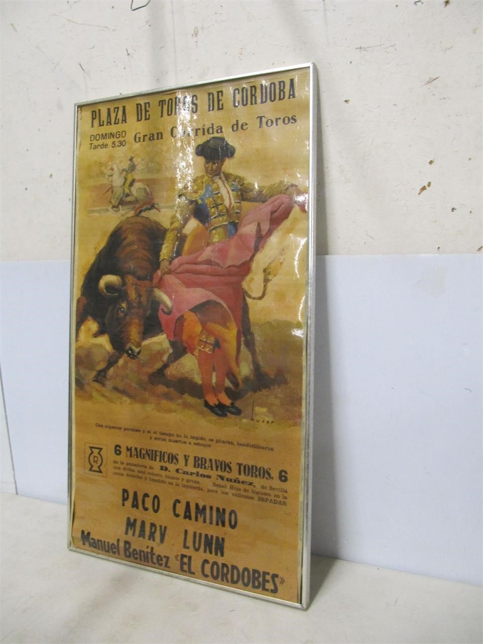 OLDER BULL FIGHTING SOUVENIR POSTER