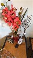 Alarm clock , faux flowers and vases,L ED desk