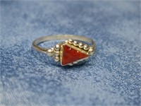 N/A Sterling & Spiny Oyster Ring Hallmarked