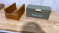 Bread box and bread slicer