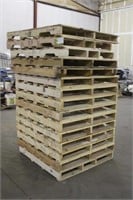(15) 44"x44" & 40"x40" Wood Pallets