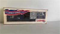 Lionel train - NW box car 9215 WITH BOX