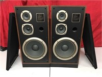 Marantz SP-1000 Speakers Tested working