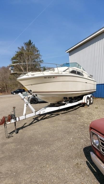 SEARAY MDL 260 W/DUAL AXLE TRAILER