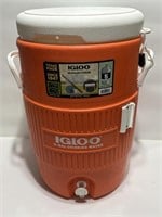 Igloo 5 gallon drinking cooler - like new