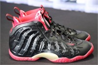 Nike Little Posite One Y5 NIB Dracula