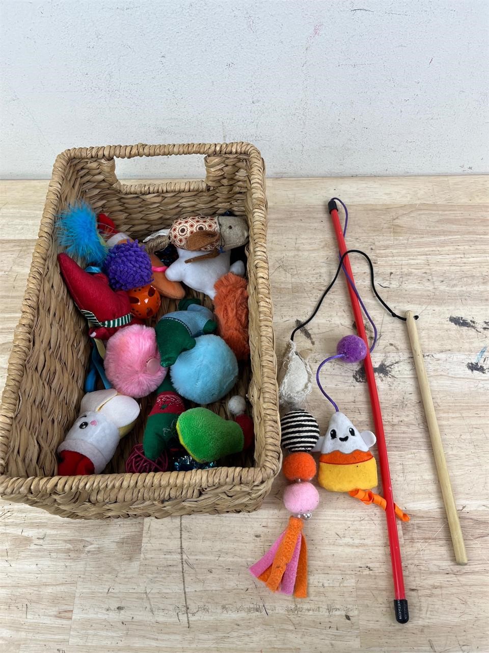 Cat toys with basket