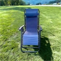Zero Gravity Patio Reclining Lounge Chair
Has