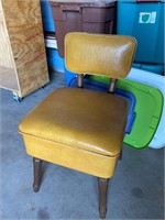 Sm. Leather Sewing Chair, 28”