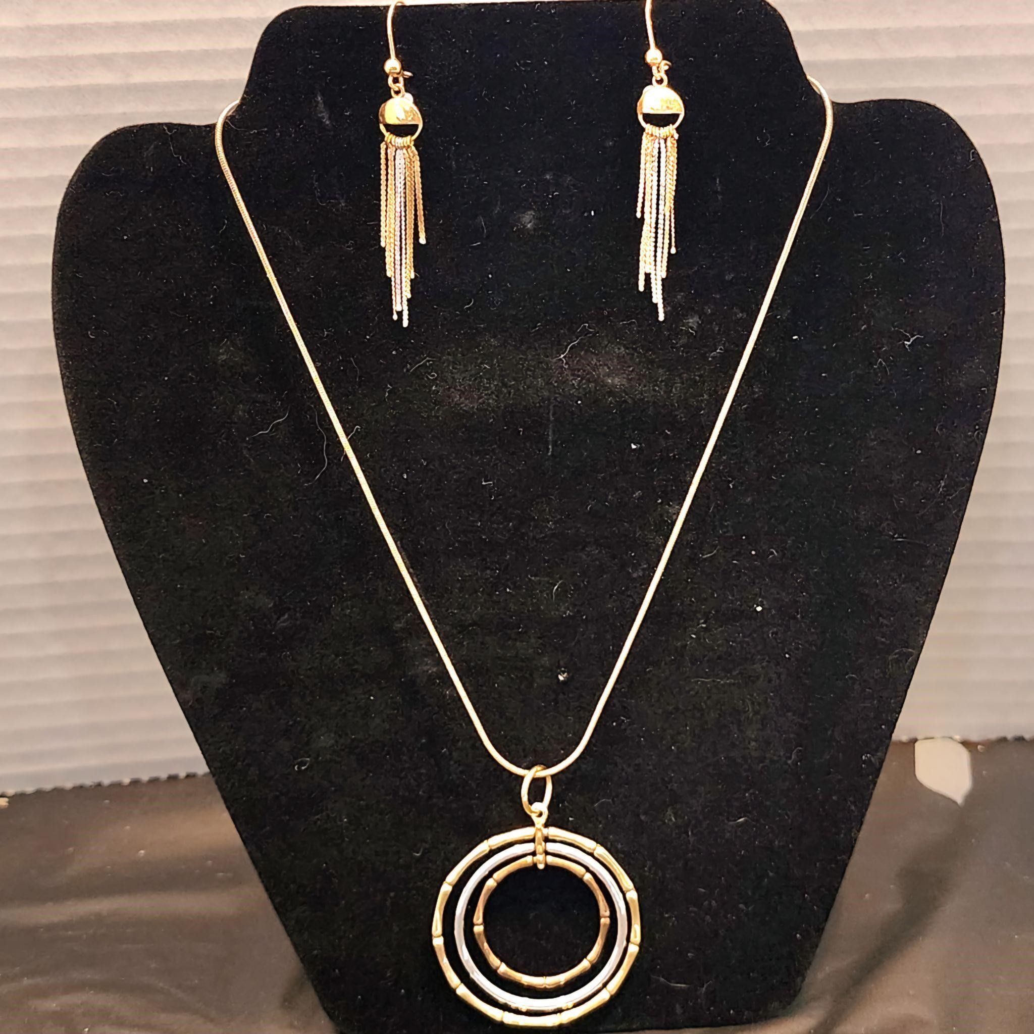 2 pc Tritone Necklace & earring set