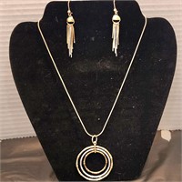 2 pc Tritone Necklace & earring set