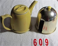 Vintage Hall Tea pot with cozie