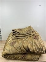 Queen golden comforter with pillow shams