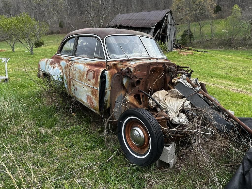 Chevrolet Sedan (Parts Only)