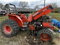 Kubota M5400 Utility Special Tractor