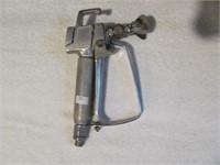 Spray gun head