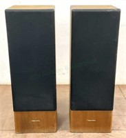 Pair Vintage Realistic Optimus T-110 Speakers
