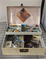 JEWELRY BOX AND C ONTENTS