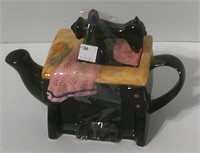 Sewing Machine Tea Pot