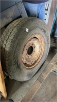 Trailer  tire