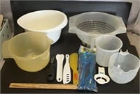 ITEMS FROM THE KITCHEN CABINETS-ASSORTED