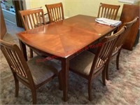 Kitchen Table W/ 6 Chairs & 1 Extra Leaf