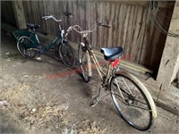 2 Womens Bicycles Windfields & Traveller