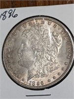 1886 MORGAN SILVER DOLLAR