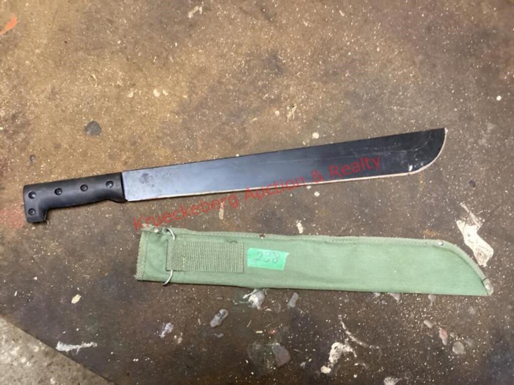 18" Machete