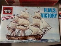 H.M.S. VICTORY SHIP MODEL VINTAGE SEALED