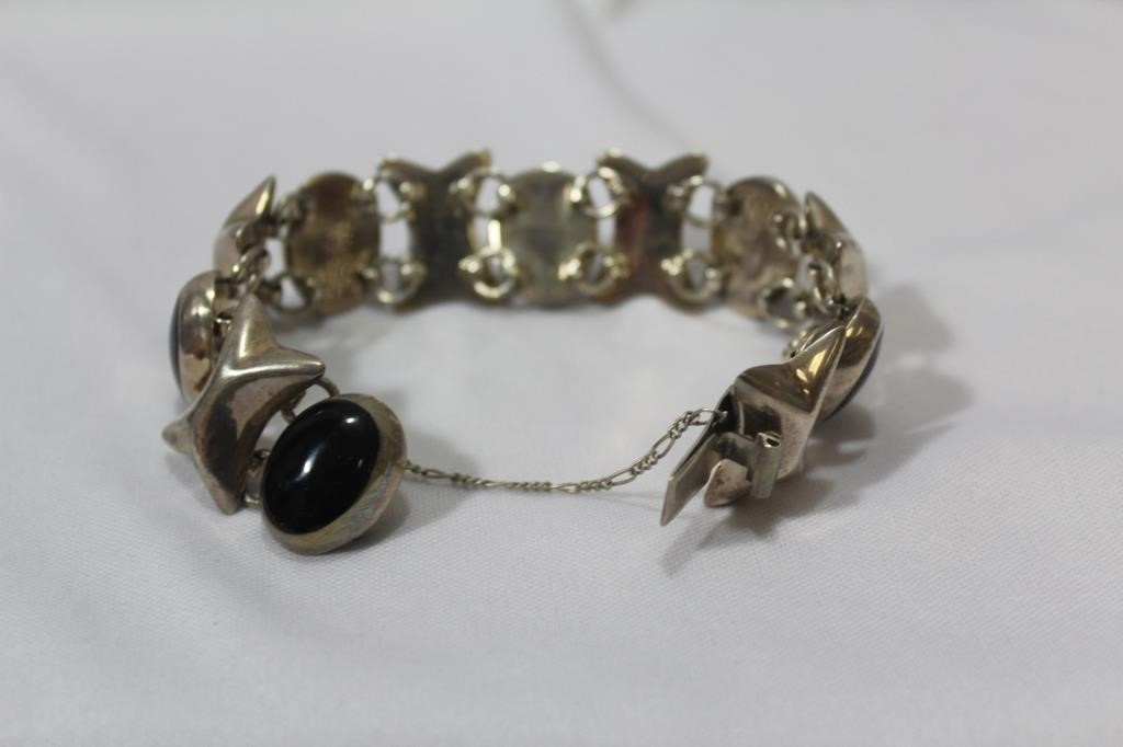 A Sterlign and Onyx Bracelet