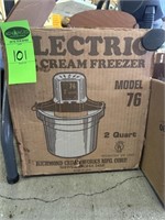 2qt Electric Ice Cream Maker Mdl#76